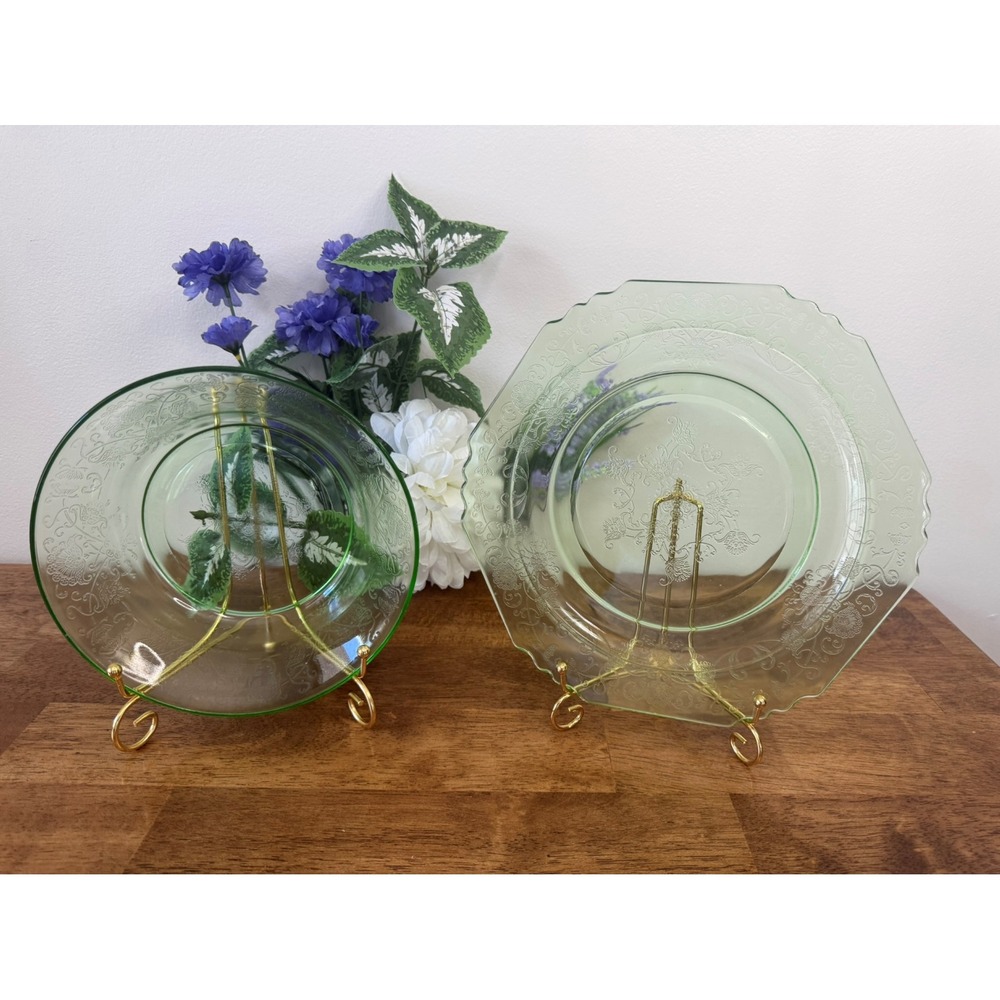 Vintage Uranium Glass Etched Floral Plate & Bowl Set – Glows Under UV‎ Light